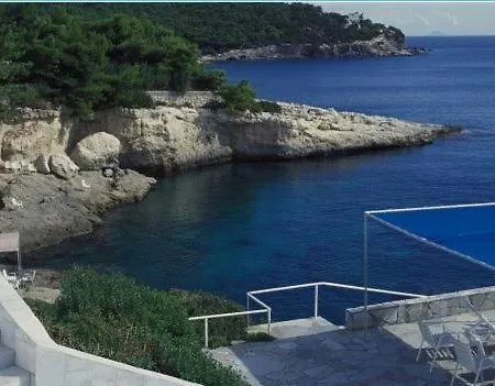 Apollo Hotel